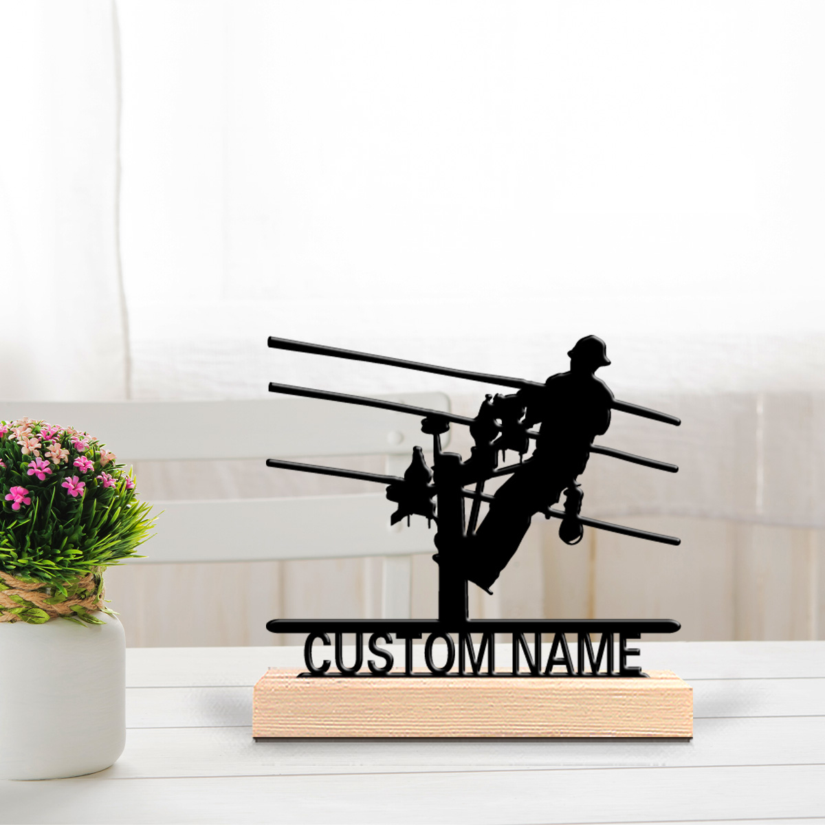Home Decor Unique - تمثال معدني أنيق مخصص للكهربائيين مع