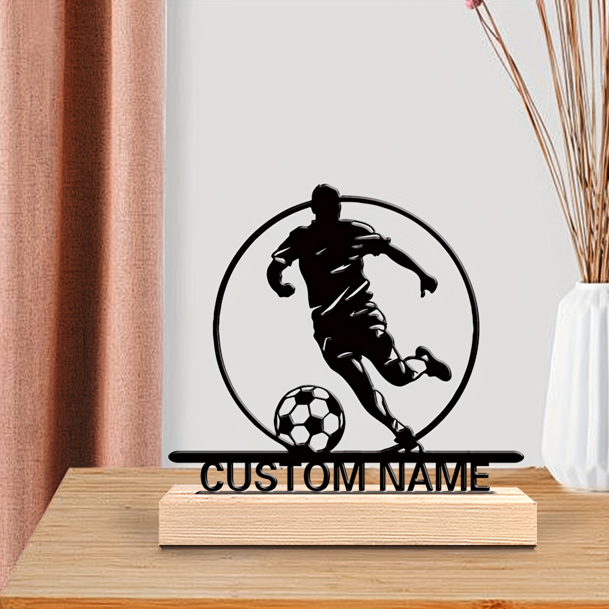 تمثال معدني مخصص للاعب كرة قدم - مراجعة Home Decor Statue وسعره